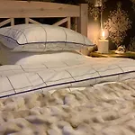 Fresh&Cozy Apartment, Parking Free, 15 Min Walk To Center