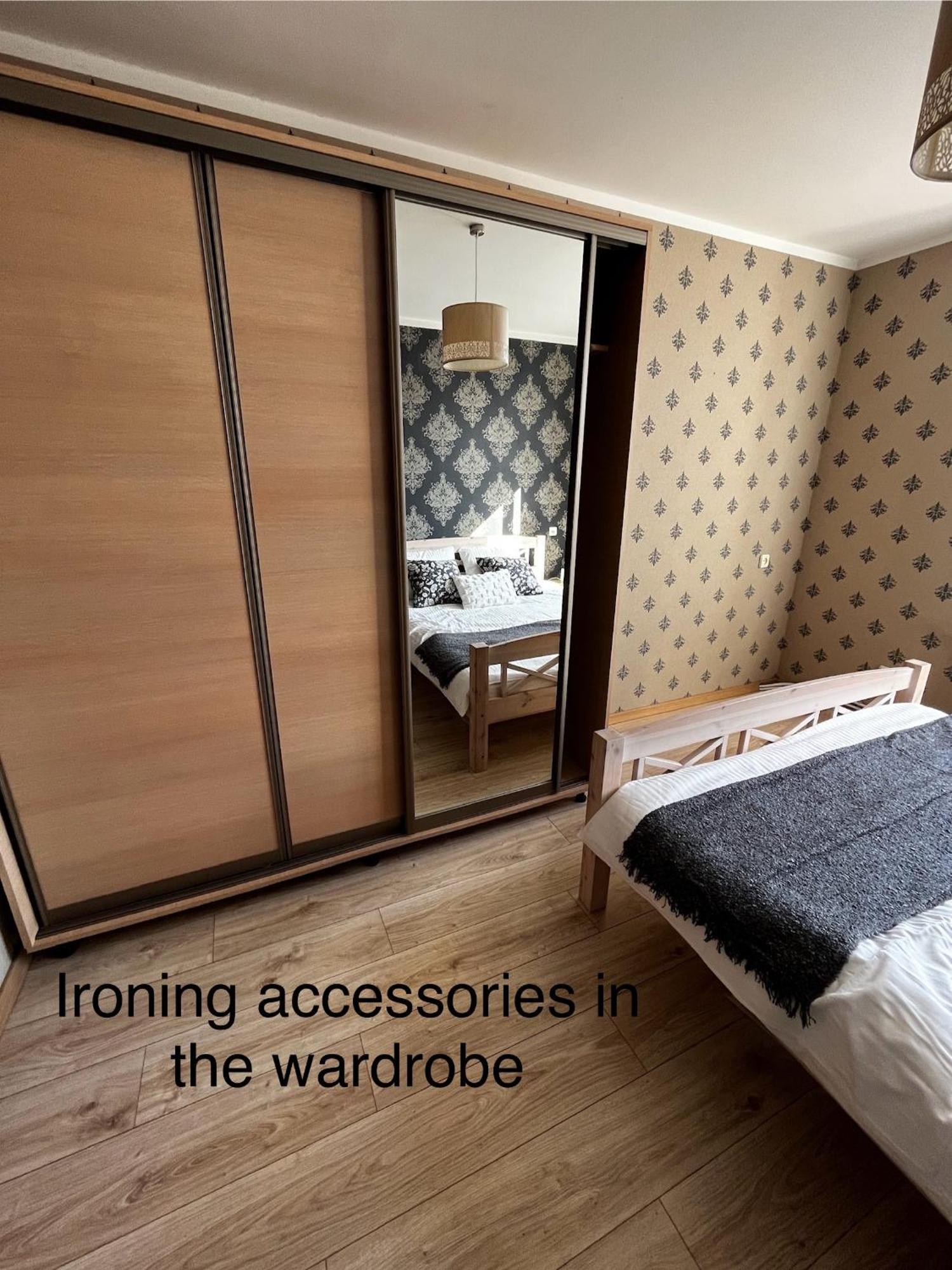 Fresh&cozy Apartment, Parking Free, 15 Min Walk To Center Apartment *
